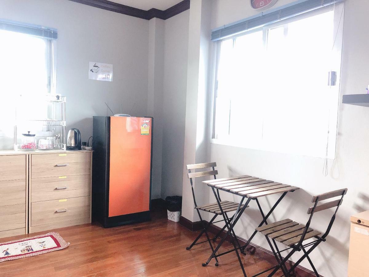 24 Hostel Donmuang Bangkok Kültér fotó